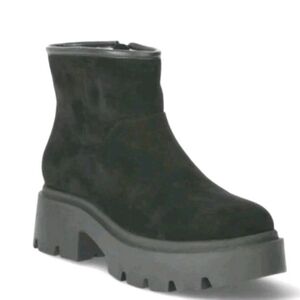 NO BOUNDARIES Faux Suede Chunky Lug Ankle Boots NWT